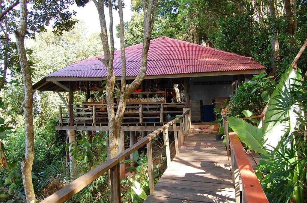 Jungle Hill Guest house Koh Jum