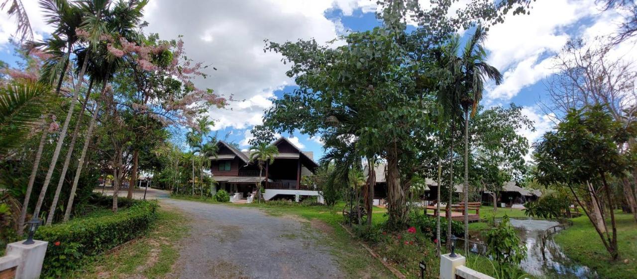 Apirata Resortnan 3*