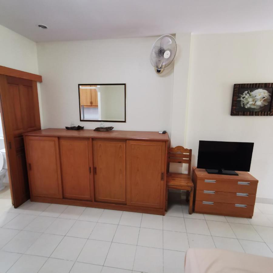 Aparthotel Happy Valley Pattaya Jomtien Beach