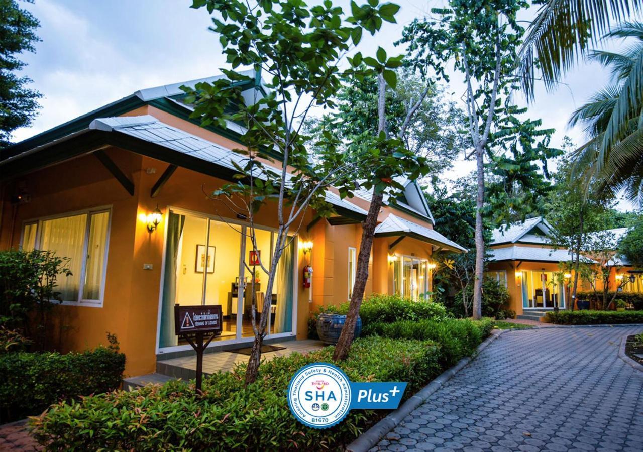 Baan & - Sha Certified Amphawa