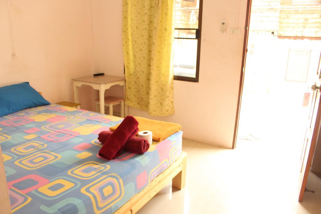 Miss Tim House Inn Koh Samet