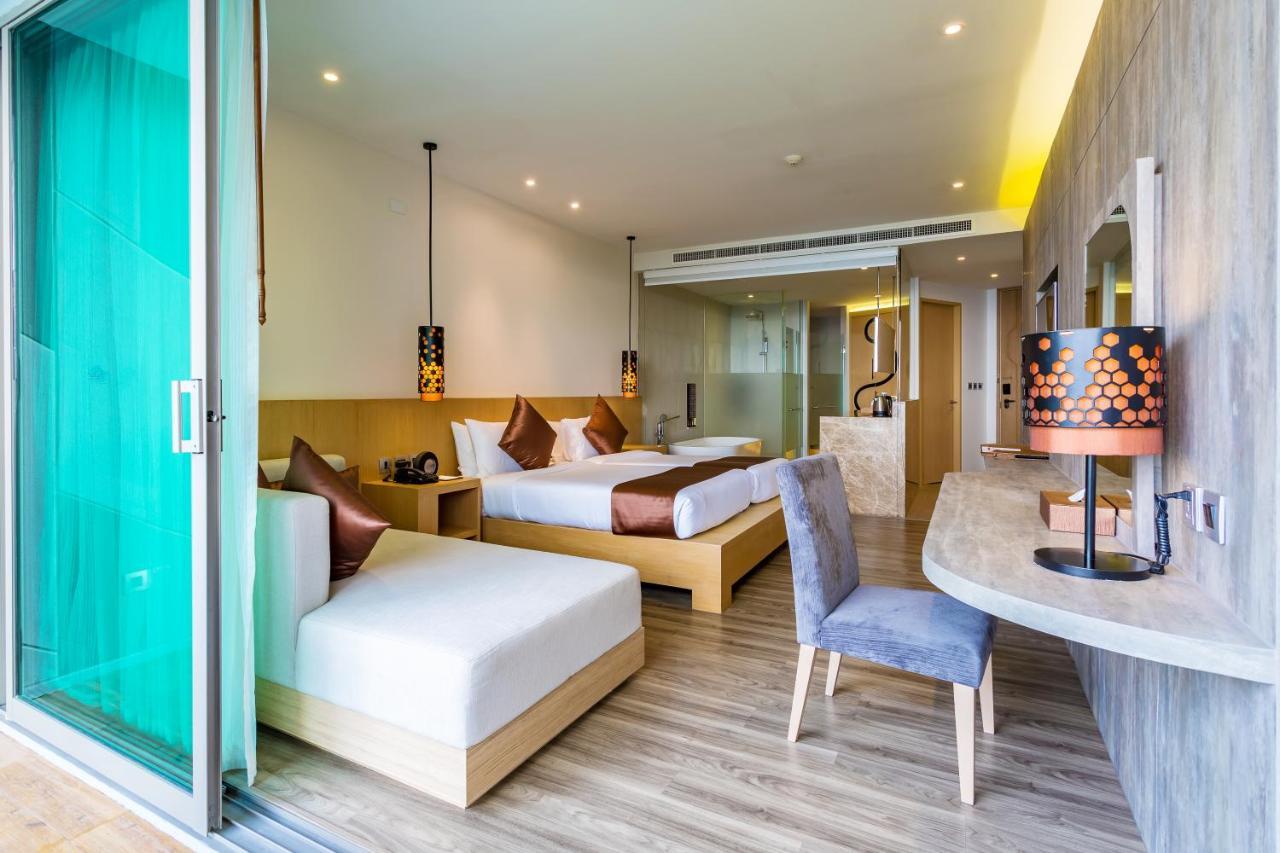 Crest & Pool - Sha Extra Resort