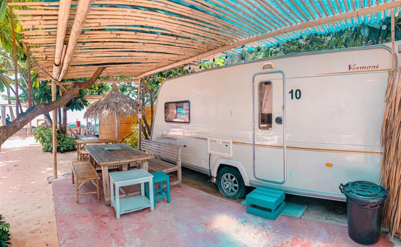 House Camp Hotel