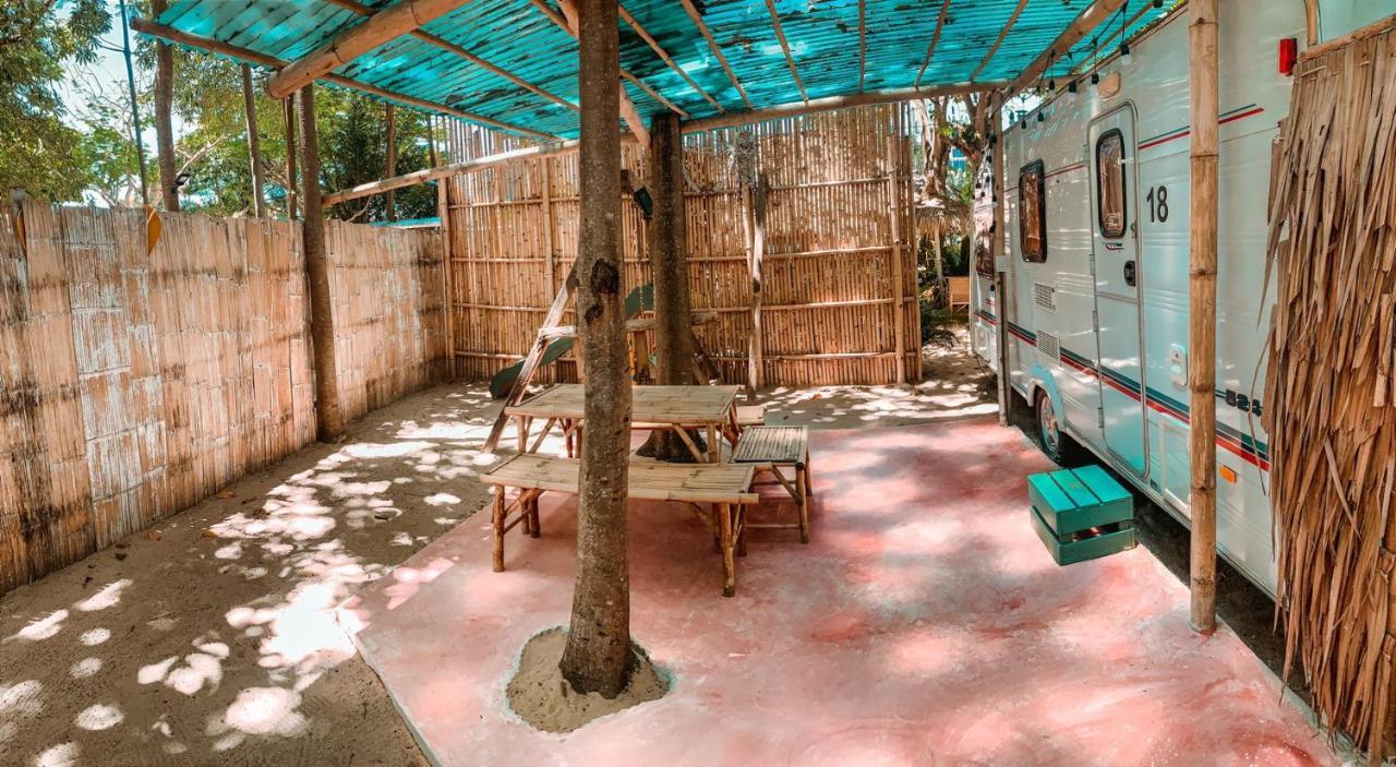 House Camp Hotel 3*