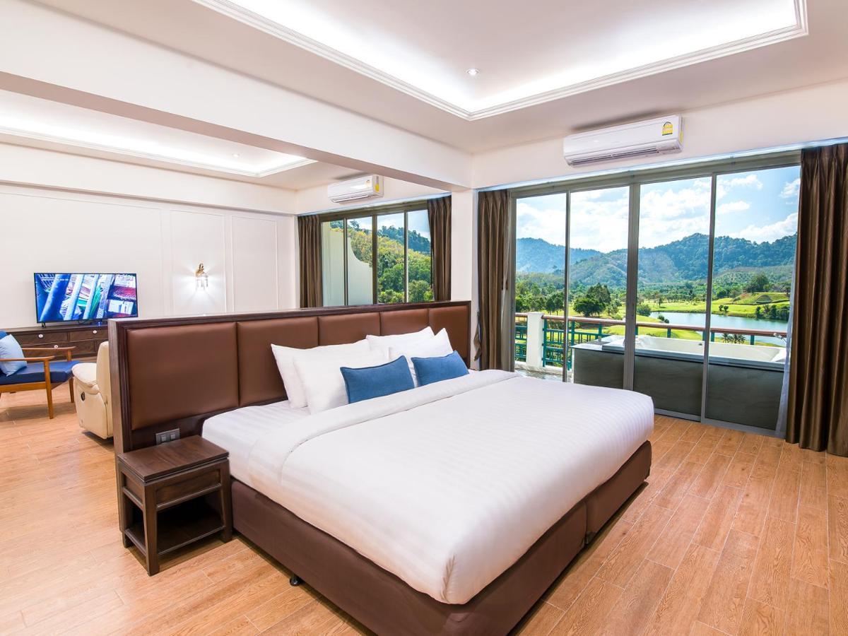 Katathong Golf & 4*