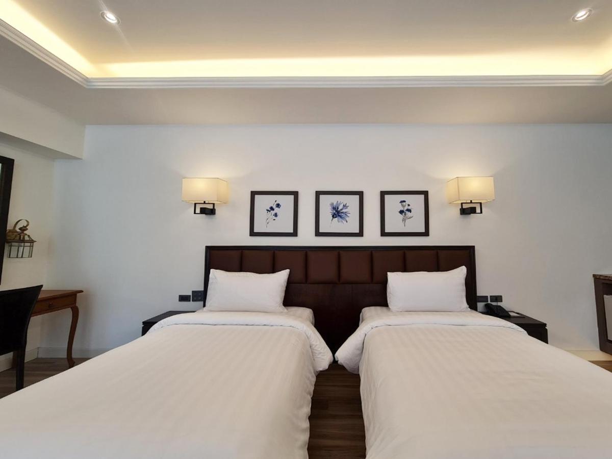 Resort Katathong Golf & 4*
