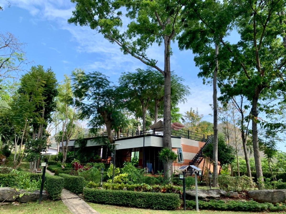 Moosiyard Hometel Khaoyai Resort