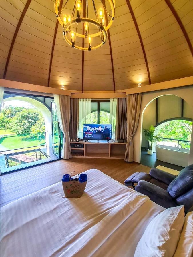 Hotel Binlha Raft Sai Yok
