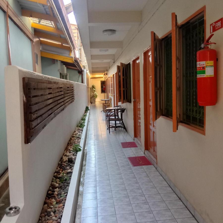 Plaza Guest house Hua Hin