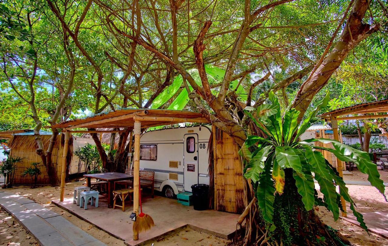Hotel House Camp