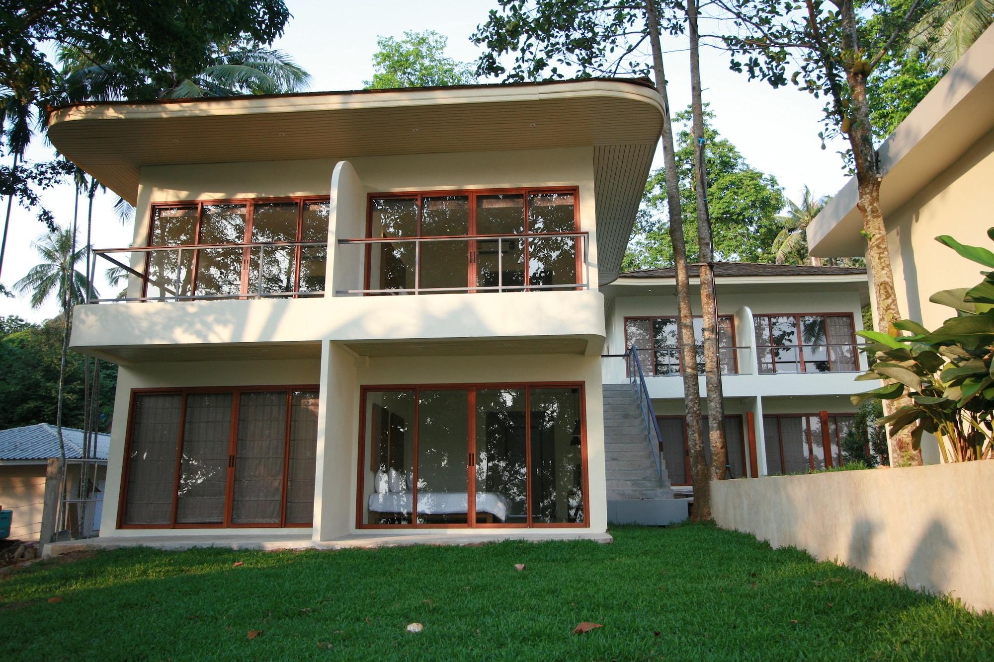 Nest Sense Resort 3*