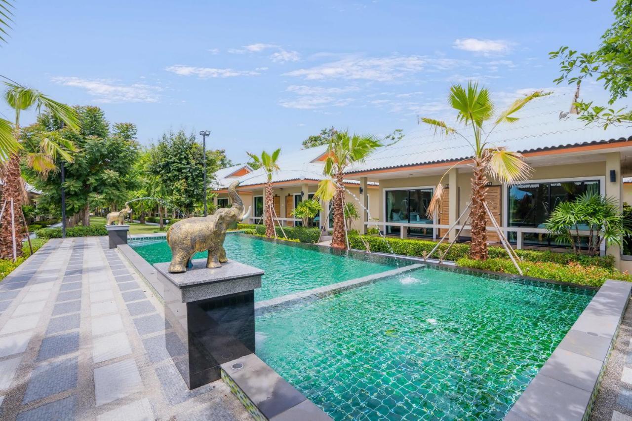 Tontan Resort Cha-Am