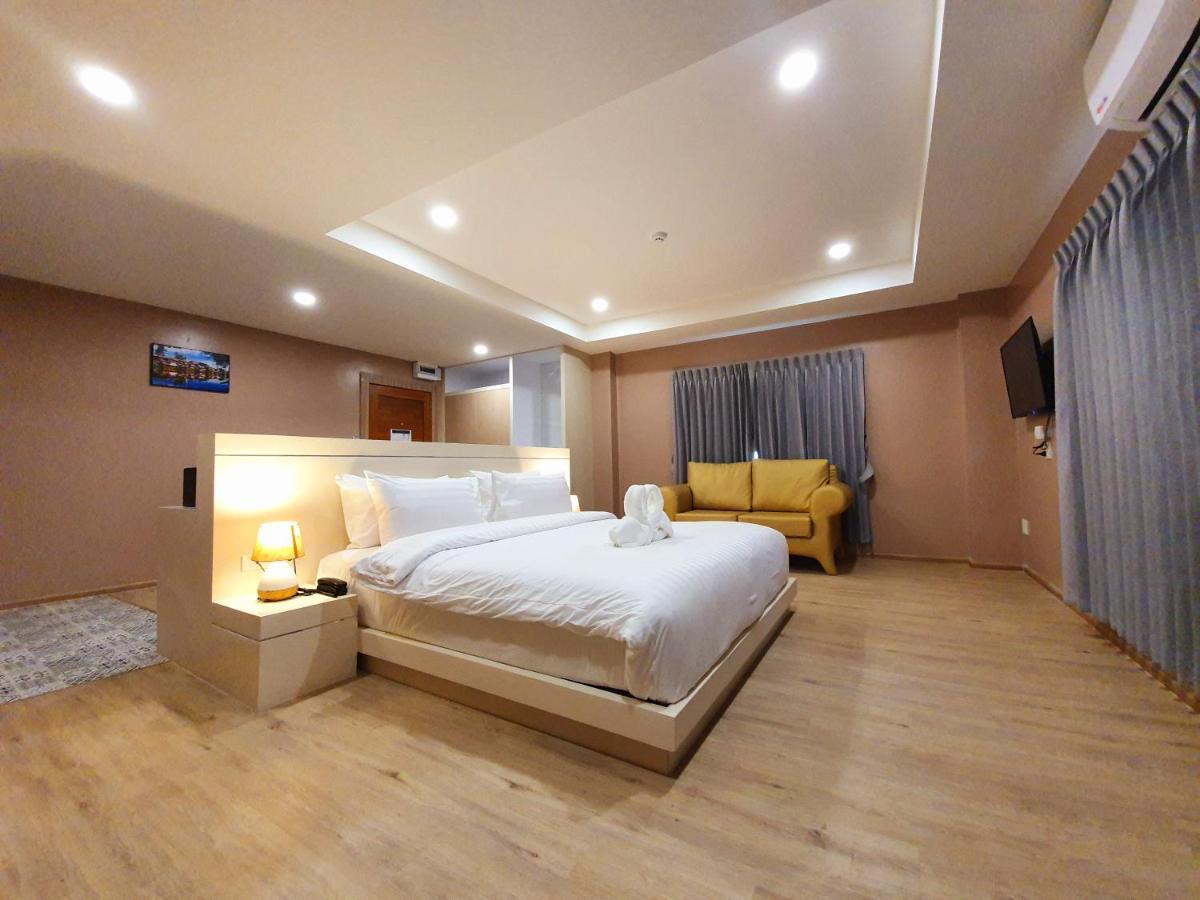 Usabai Riverside Boutique 3*
