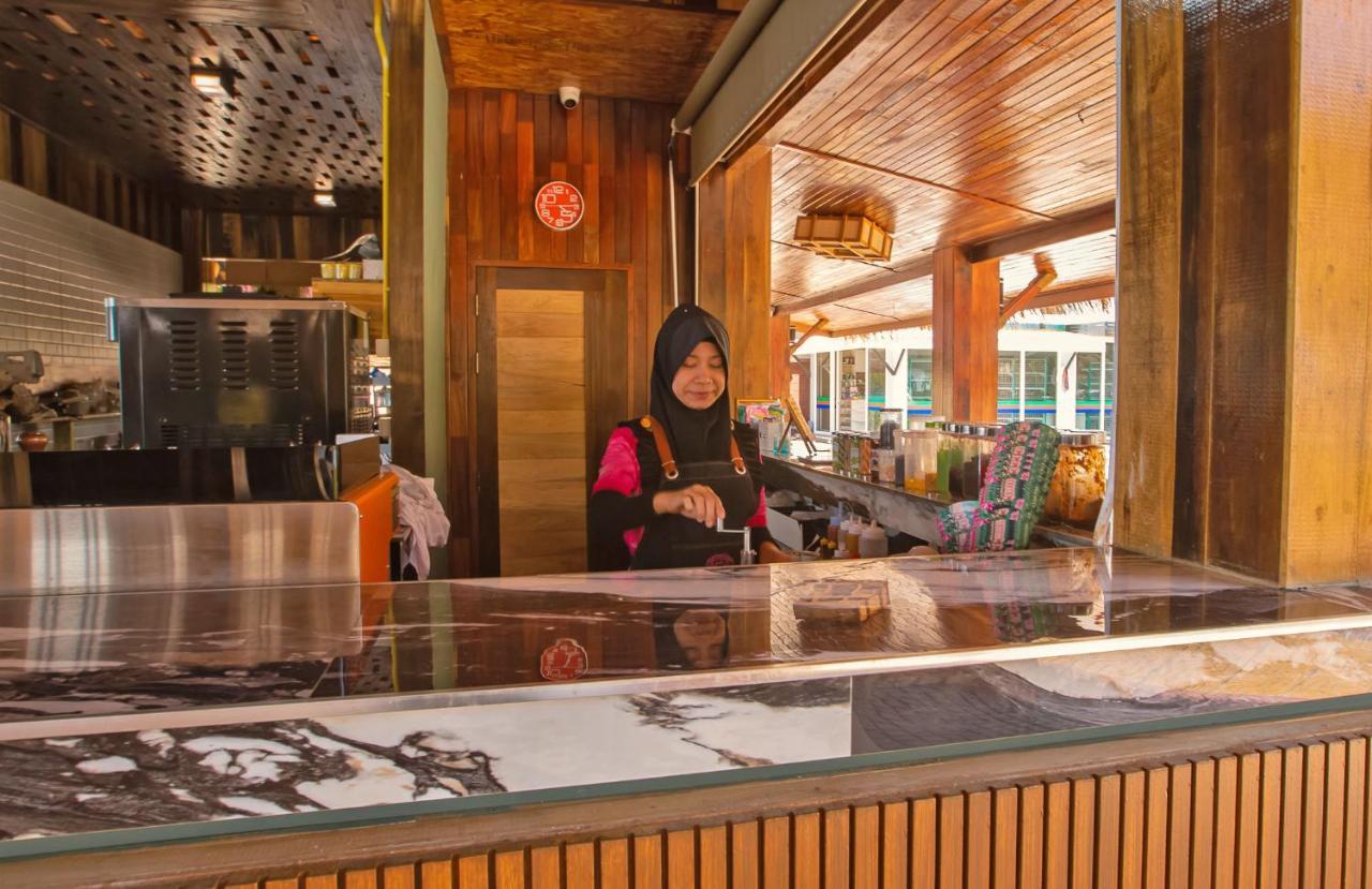 Andaman 3* Phi Phi Don