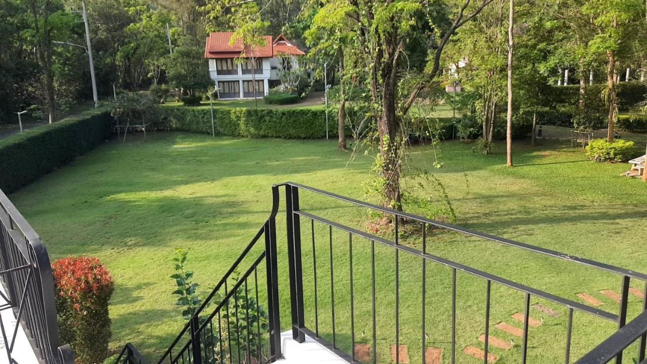 Bed & Breakfast Casa Khaoyai *