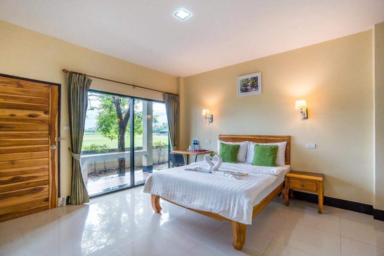 Tontan Resort Cha-Am