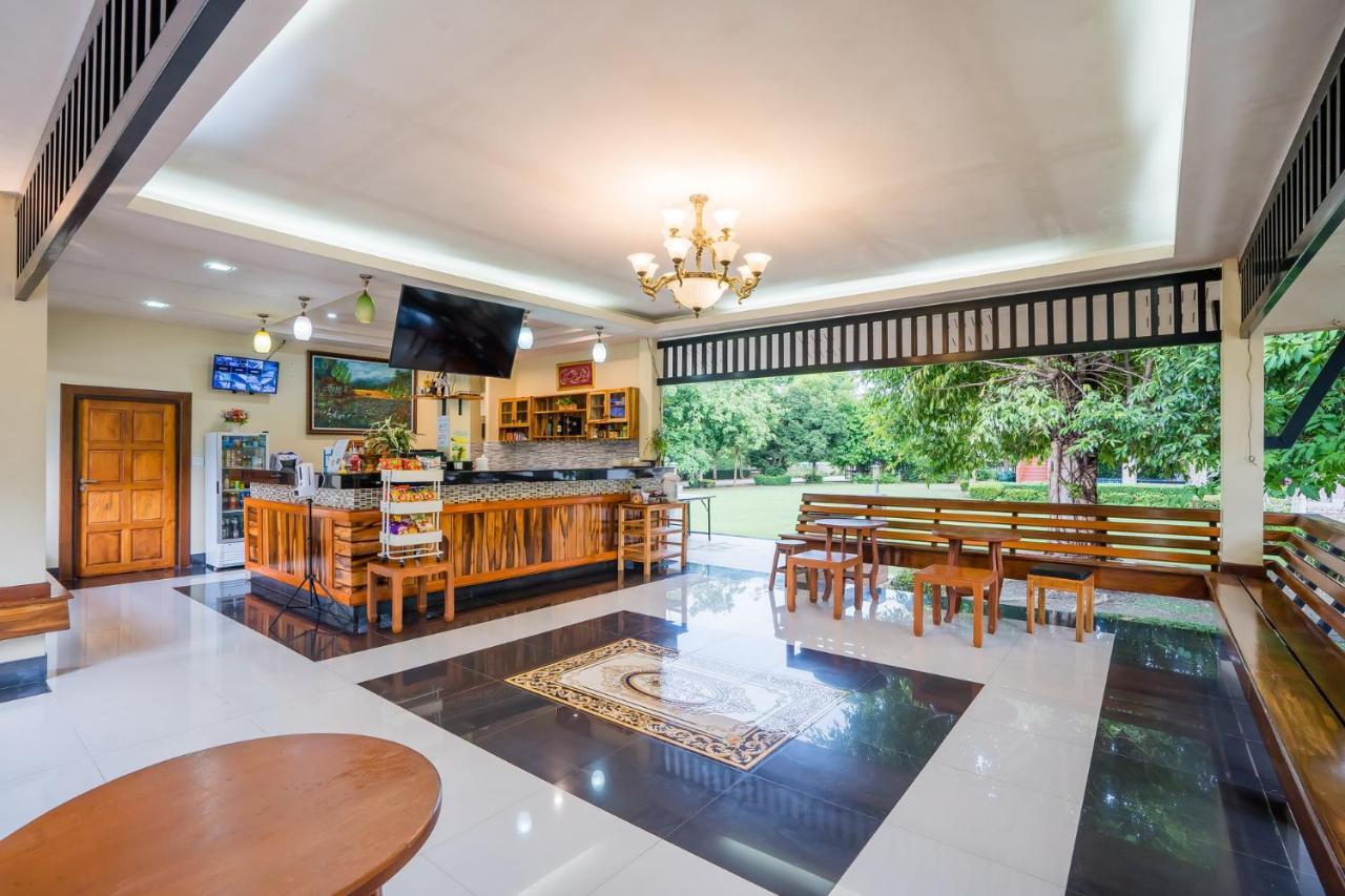Tontan Resort 3*