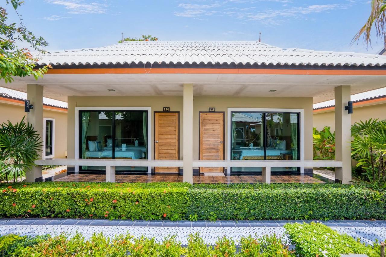 Tontan Resort Cha-Am