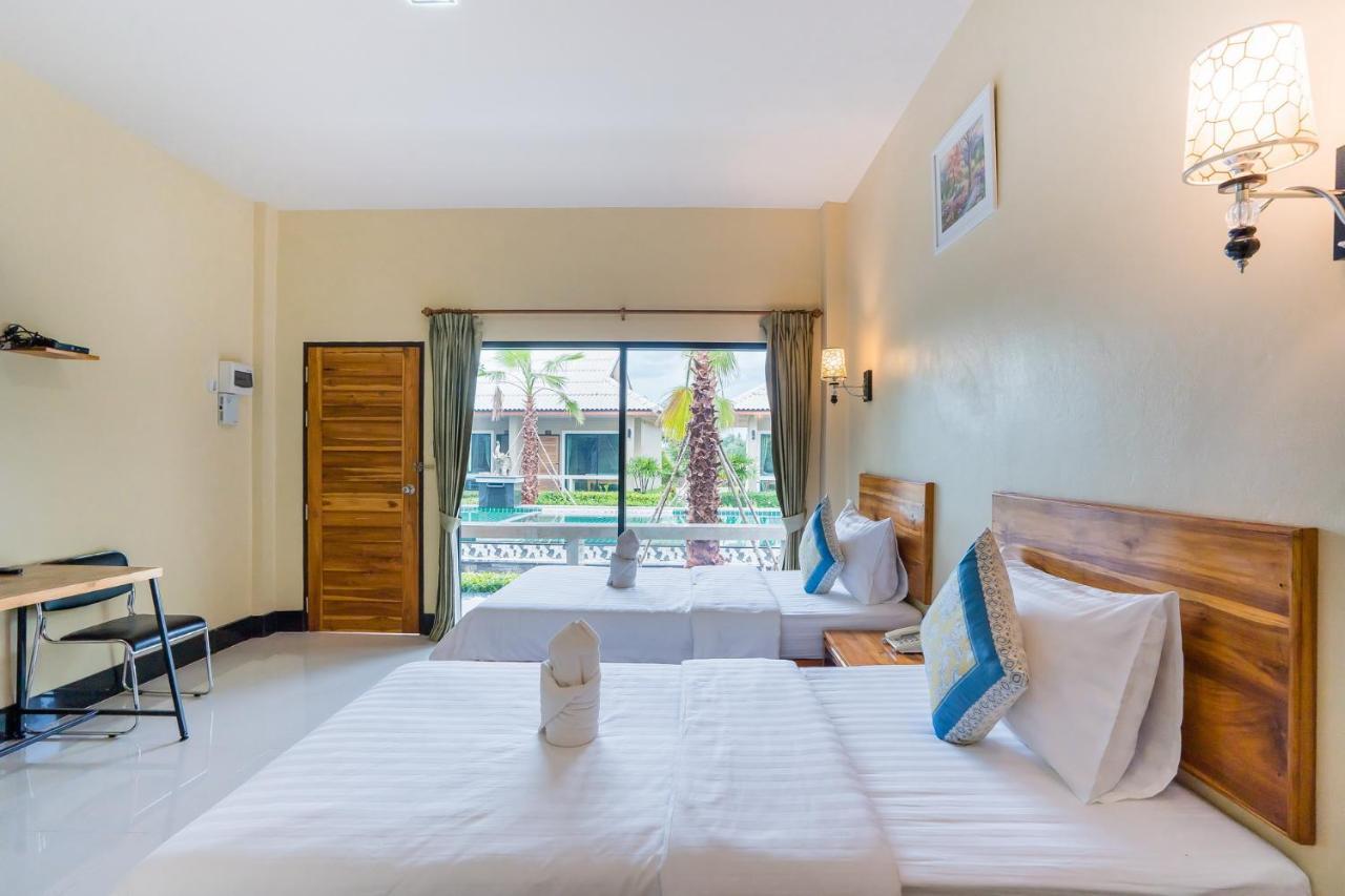 Tontan Resort 3*