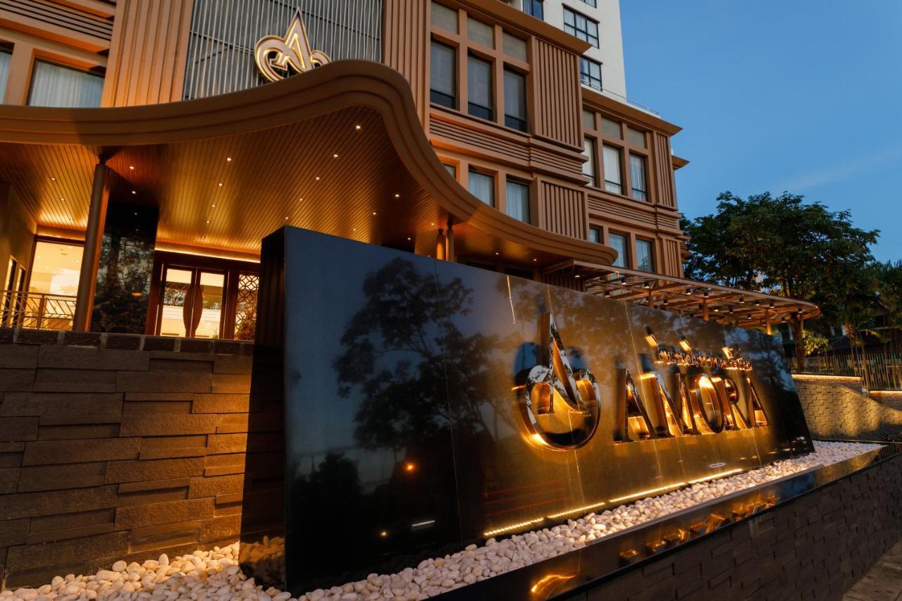 Amora Thapae Hotel