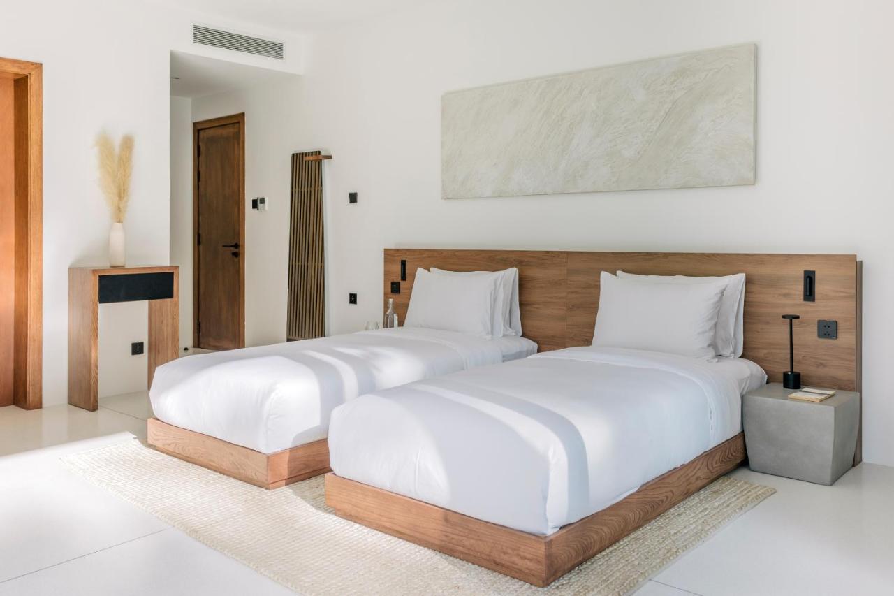Anaia Villa *