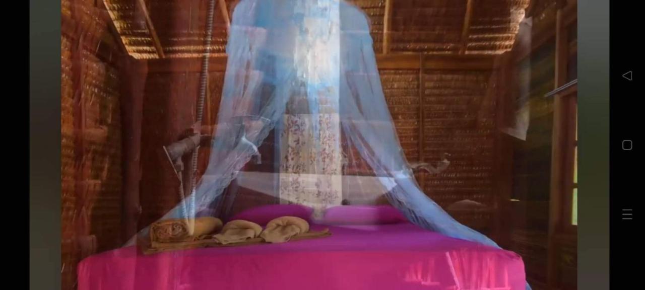 Rakkan Ko Phra Thong