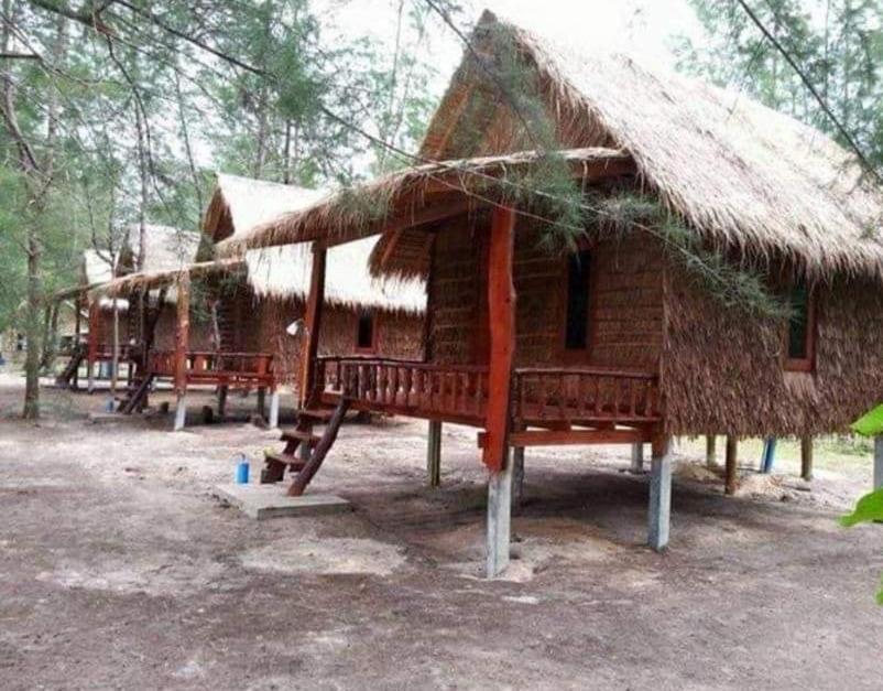 Resort Rakkan Ko Phra Thong