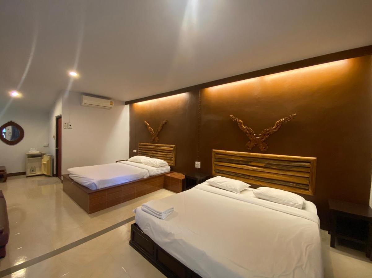 Hill 3* Chiang Khan
