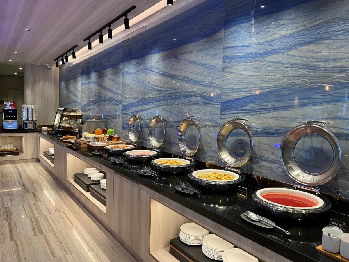 Hotel Fifth Pattaya By Shiwalai Int 5*
