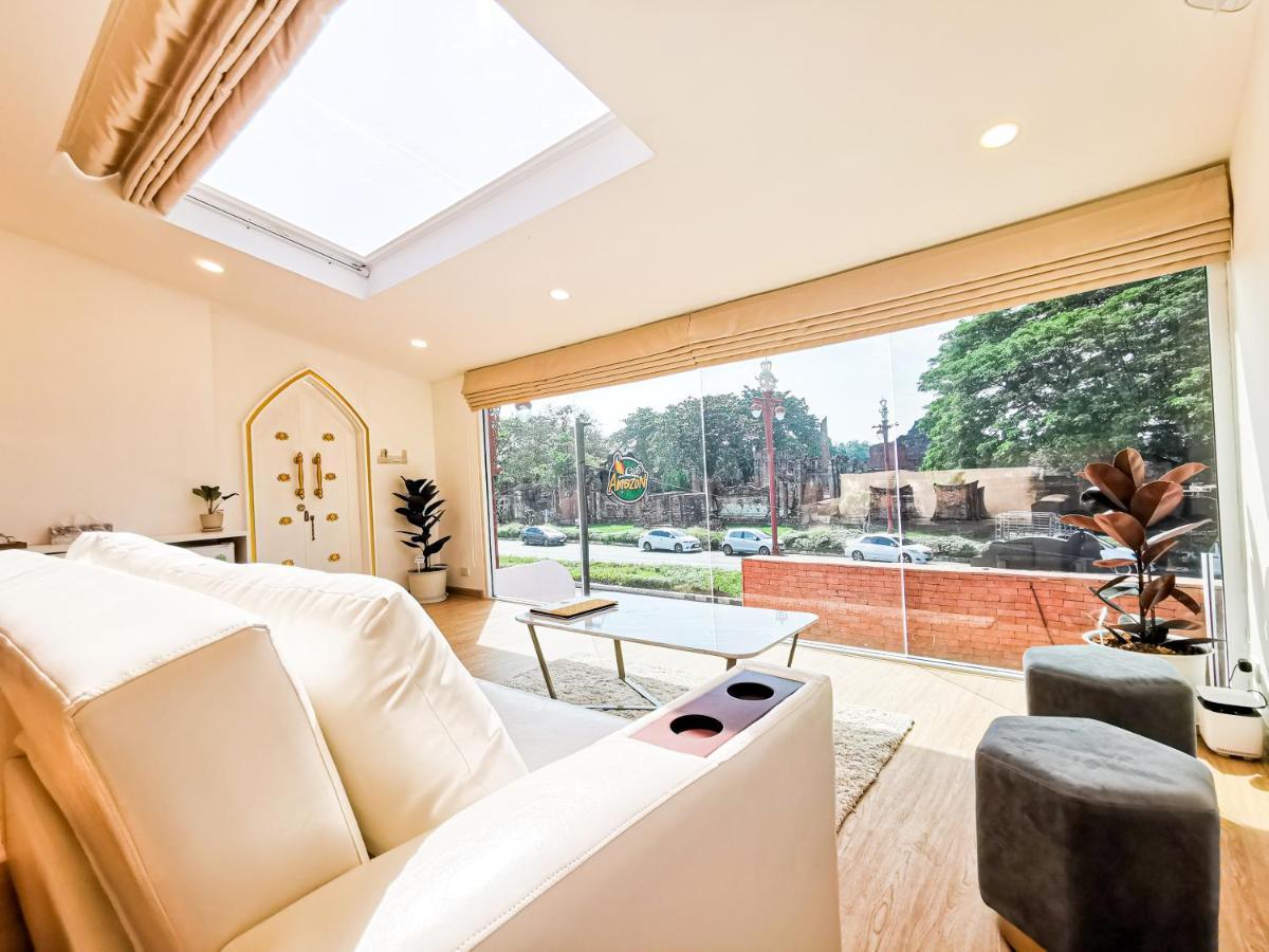 Homestay One Dhatu Premium