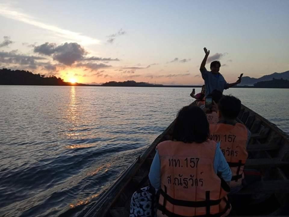 Bansuanphutarn Ban Pha Saeng Lang