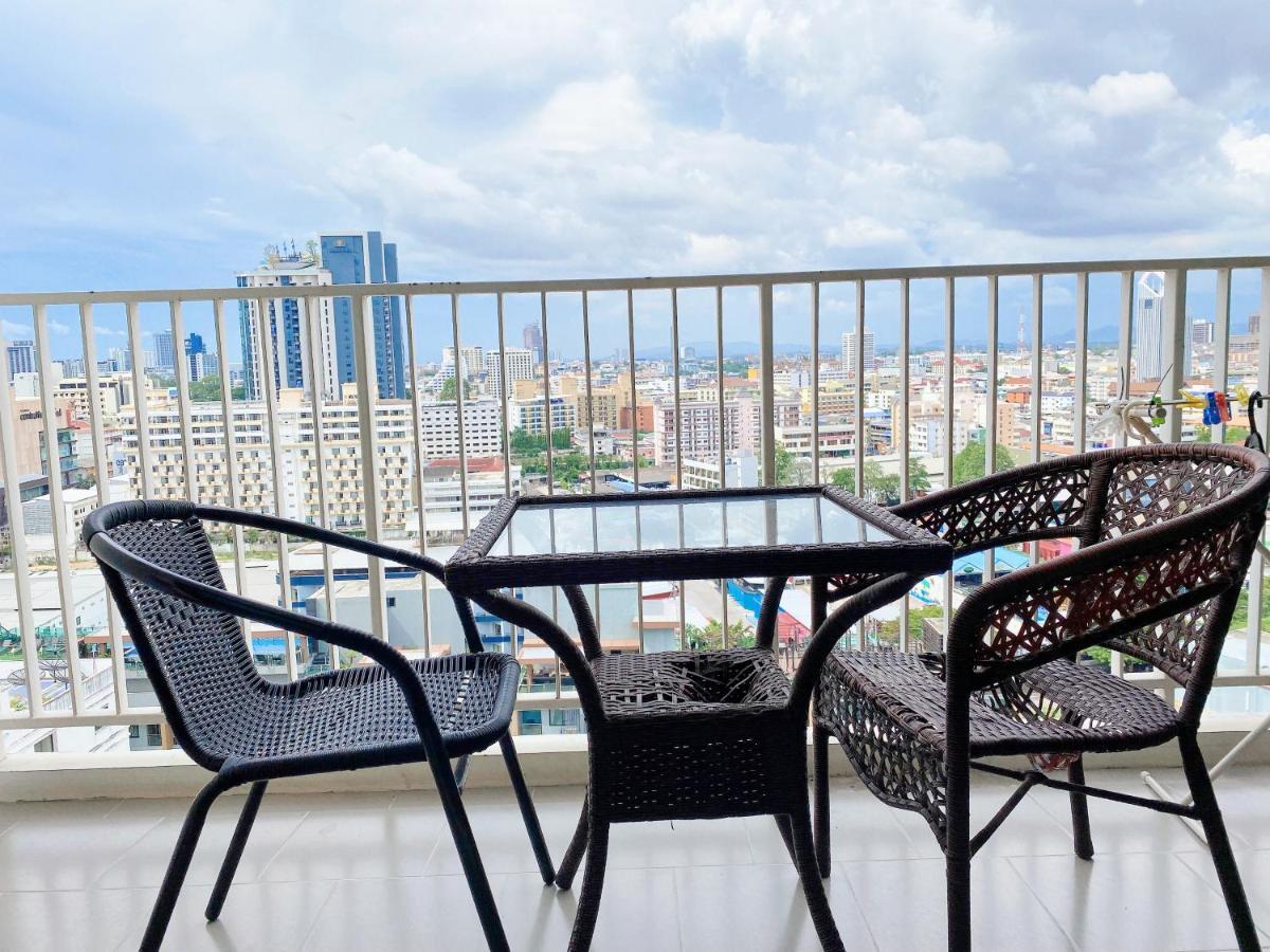 Apartamento The Base Seaview Pattaya