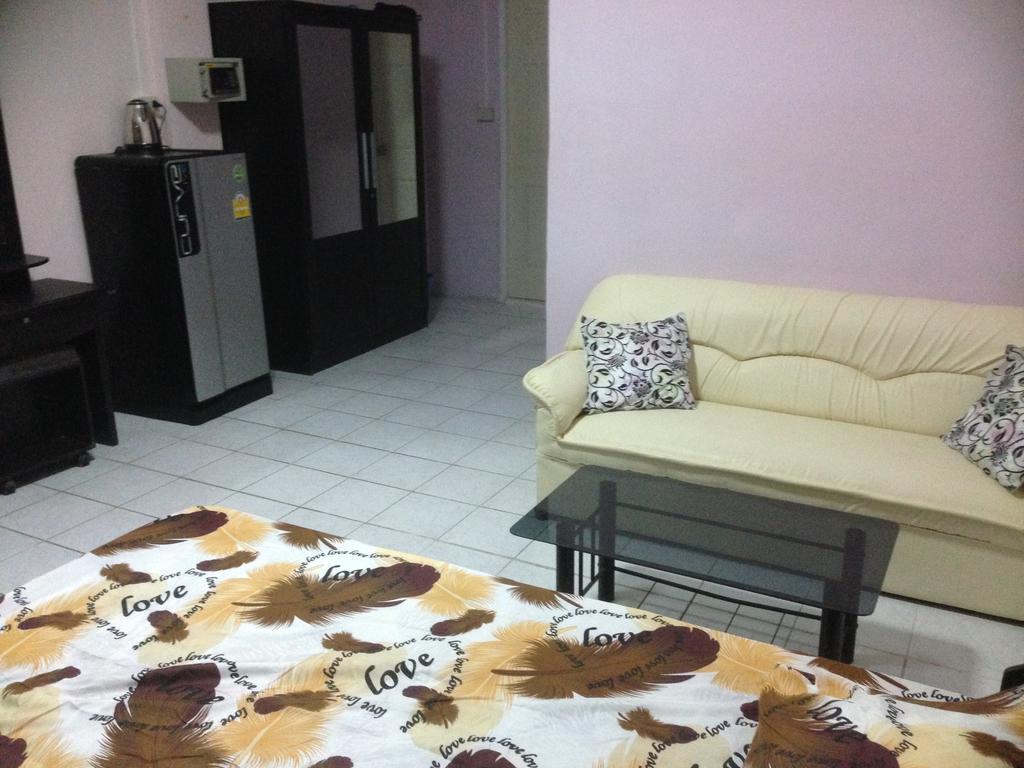 Guest house Artem's Jomtien Beach