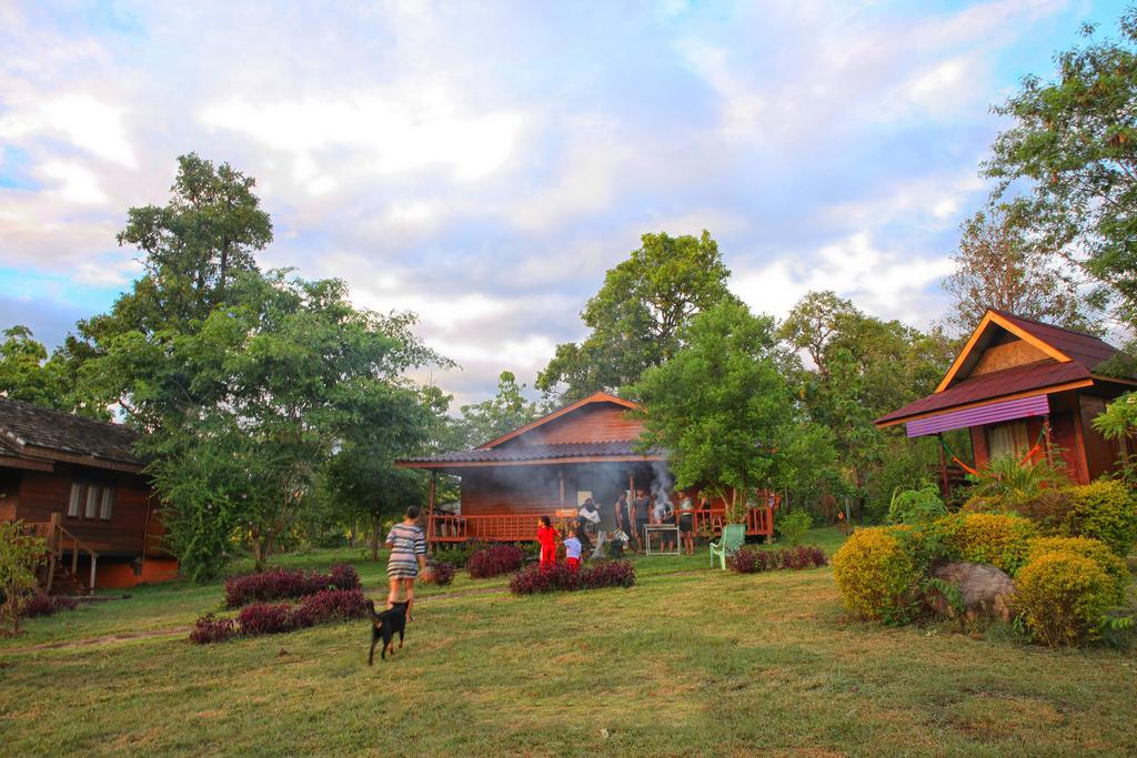Romantic Time Mountain Resort Pai