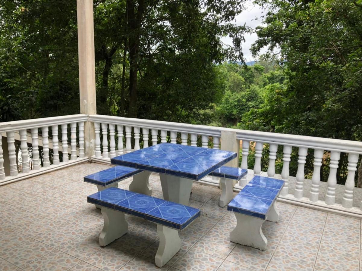Saiyok River House 3*