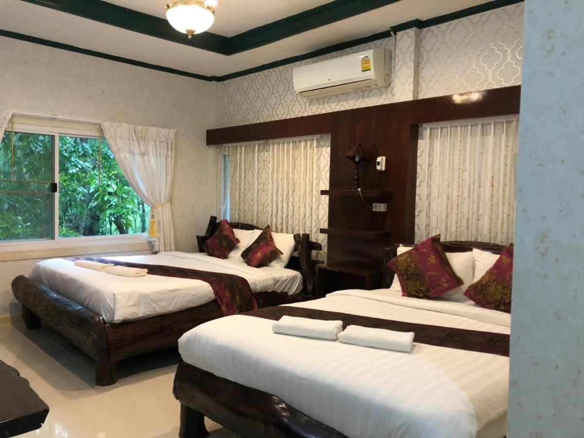 Saiyok River House 3*