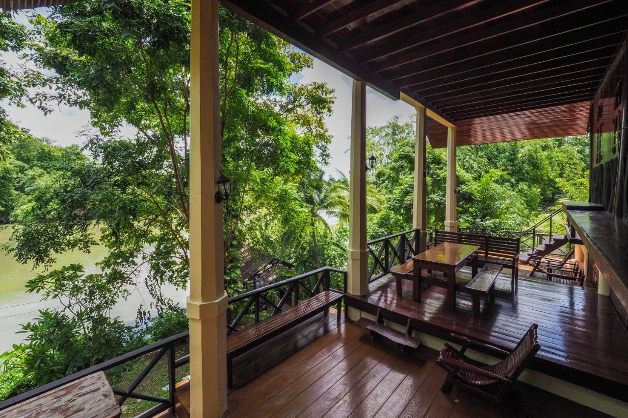 Resort Ratmanee House