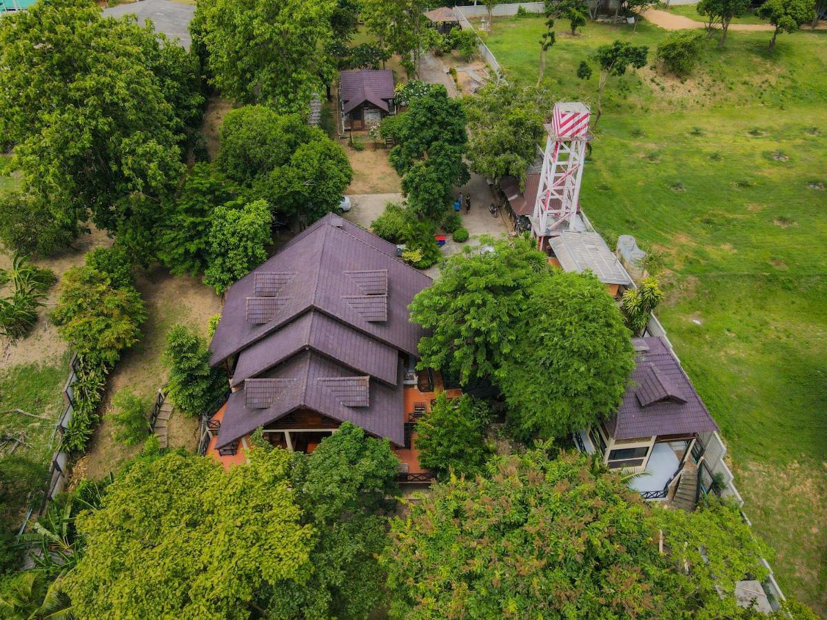 Ratmanee House Resort