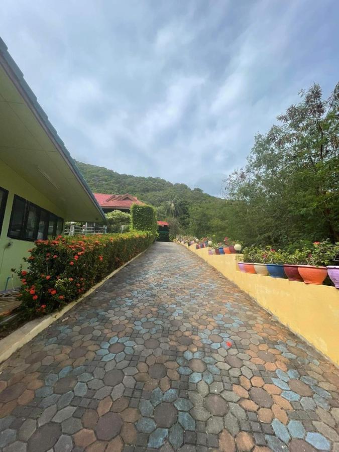 Tanyaporn House Guest house Haad Rin