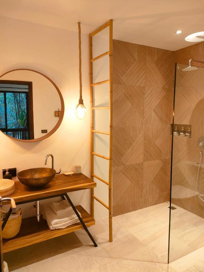 Lydia, 5* Ko Yao Noi