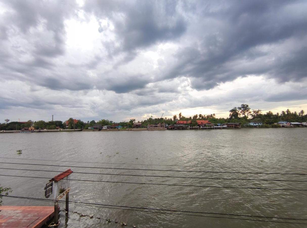 Baantip Suantong Resort Amphawa