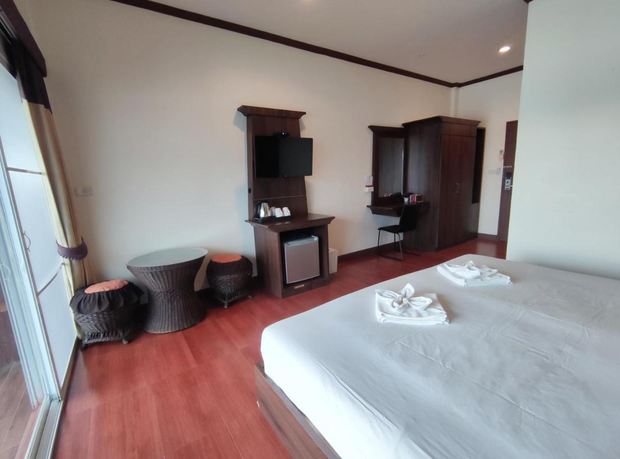Baantip Suantong 3*
