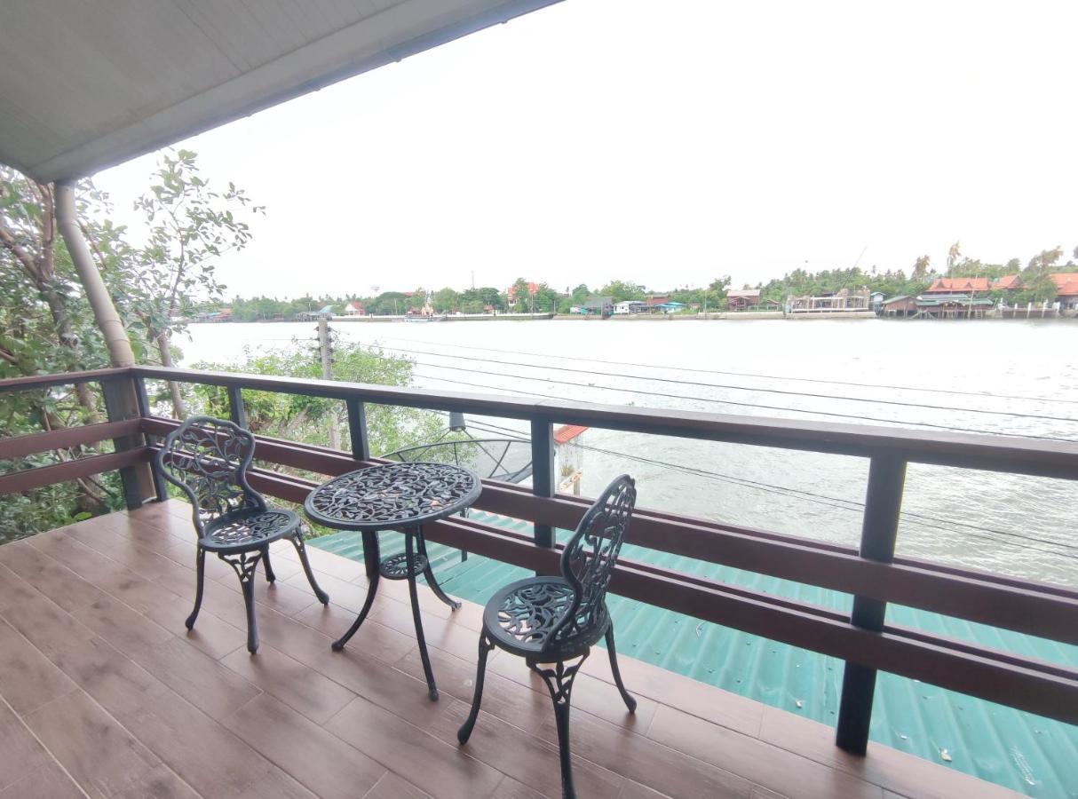 Resort Baantip Suantong Amphawa