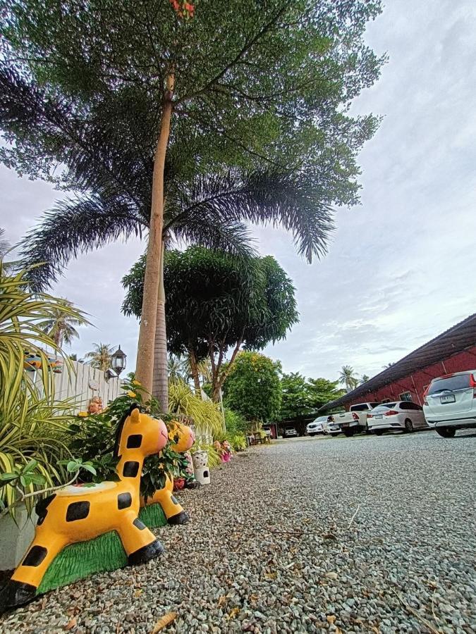 Saan Rak Resort