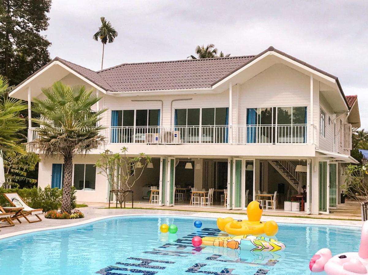 Thirty Tree Garden House Hostel Chumphon