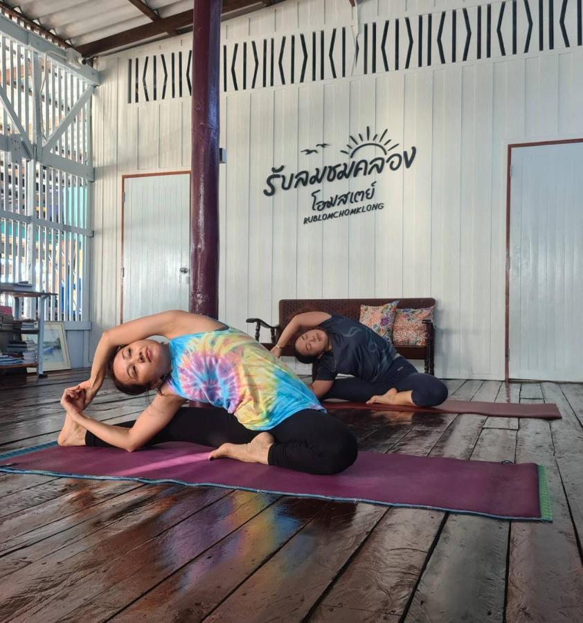 Rub Lom Chom Klong Homestay Chumphon