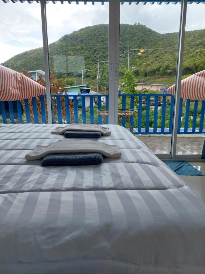 Resort Blue Sky