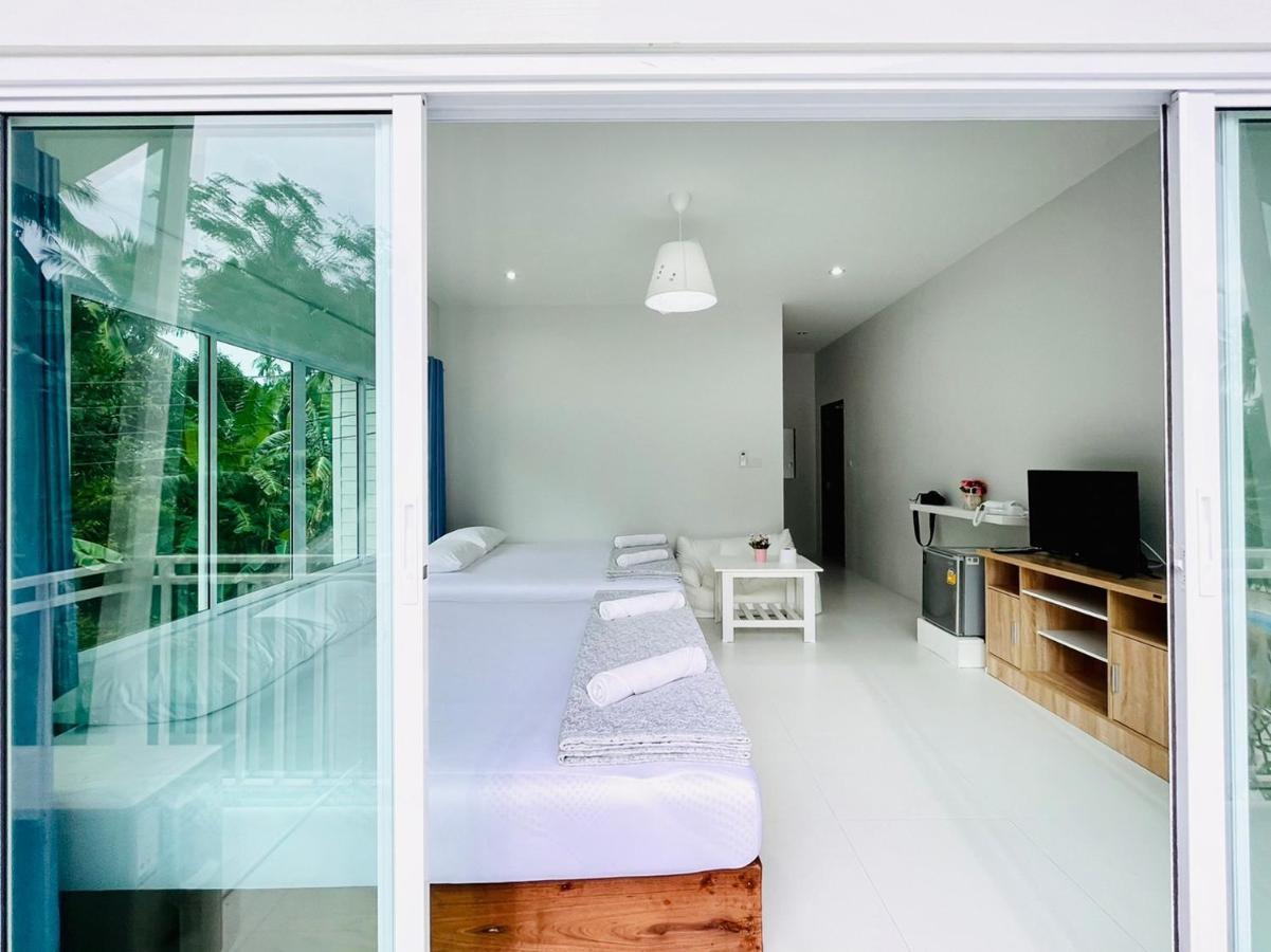 Thirty Tree Garden House Hostel