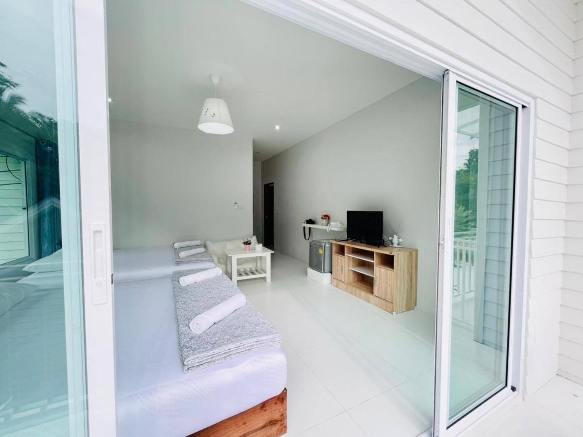 Hostel Thirty Tree Garden House Chumphon