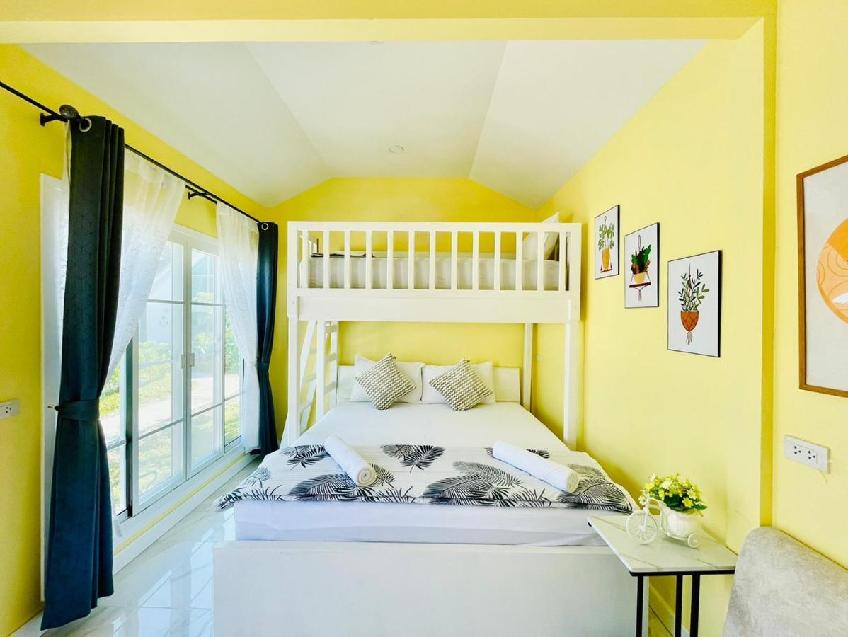 Hostel Thirty Tree Garden House